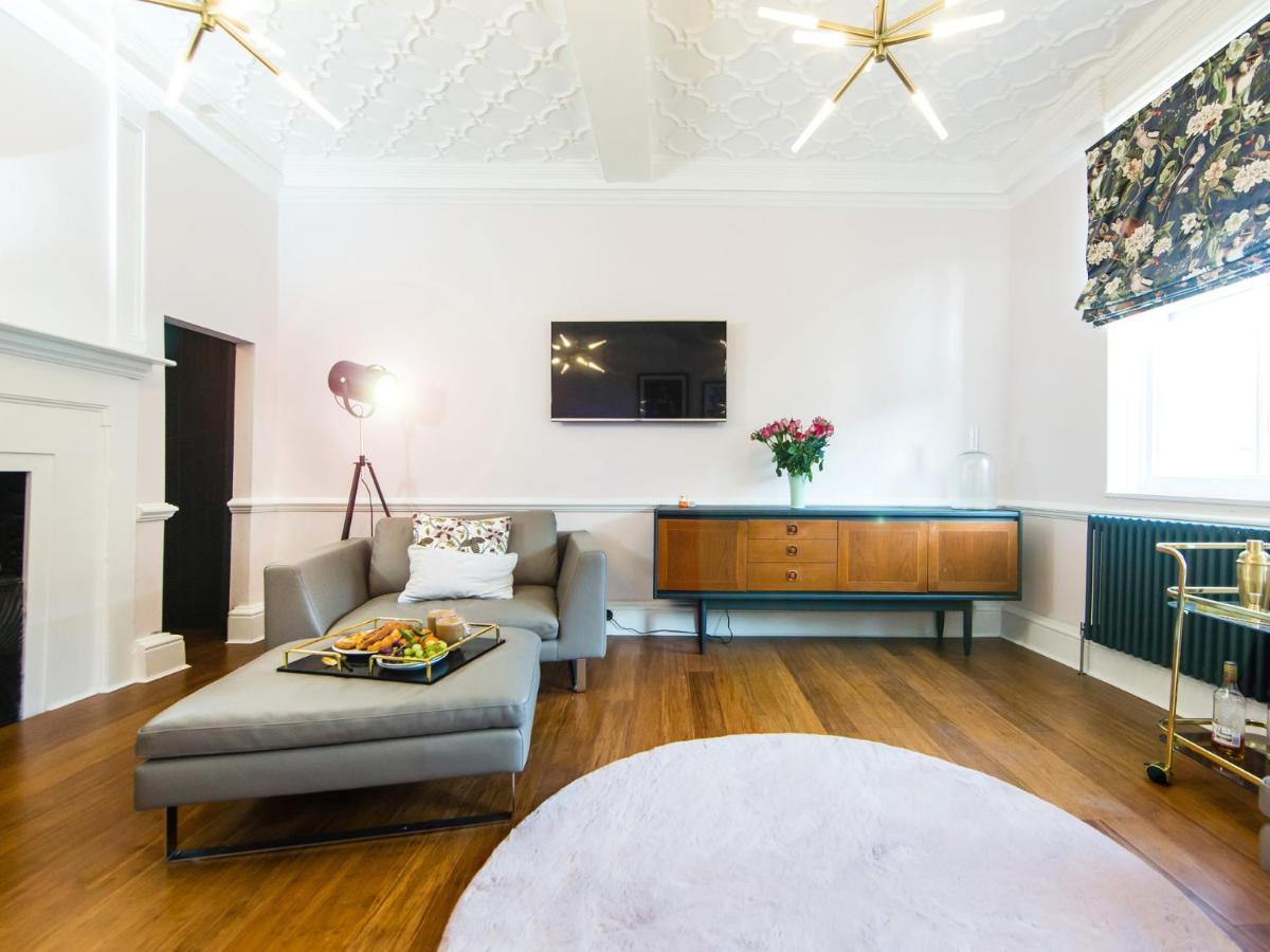 Maison Parfaite Yo1 - Exquisite 400 Year Old, Centre Townhouse York