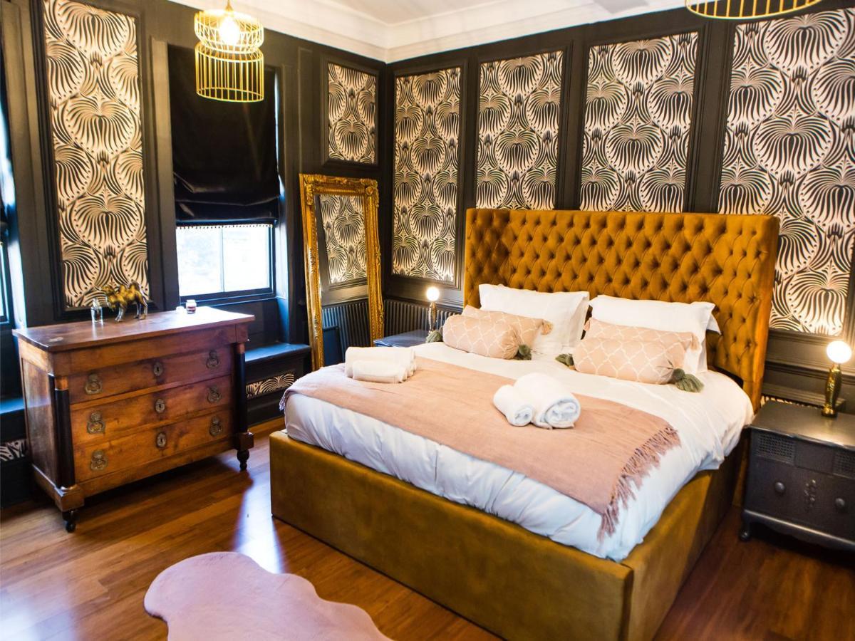Holiday home Maison Parfaite Yo1 - Exquisite 400 Year Old, Centre Townhouse