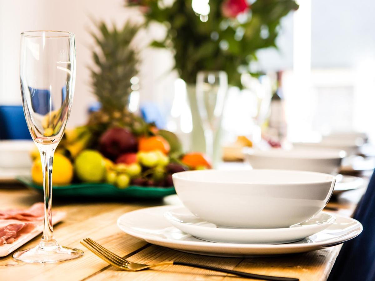 Holiday home Maison Parfaite Yo1 - Exquisite 400 Year Old, Centre Townhouse