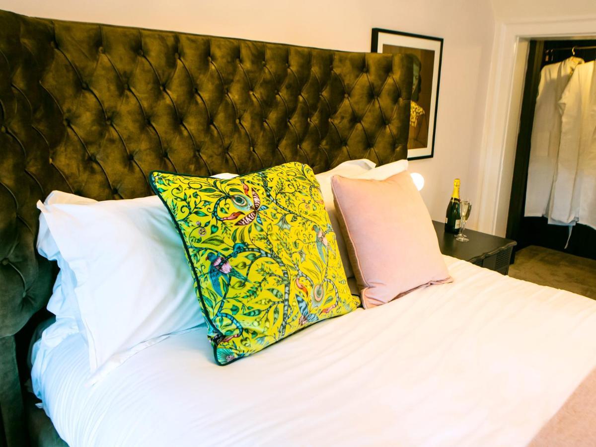 Maison Parfaite Yo1 - Exquisite 400 Year Old, Centre Townhouse Holiday home